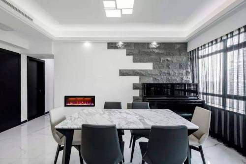 Линейный электрокамин Royal Flame Crystal 50 RF в Красноярске